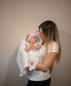 Les meilleures idées de cadeaux de naissance pour célébrer l’arrivée d’un bébé