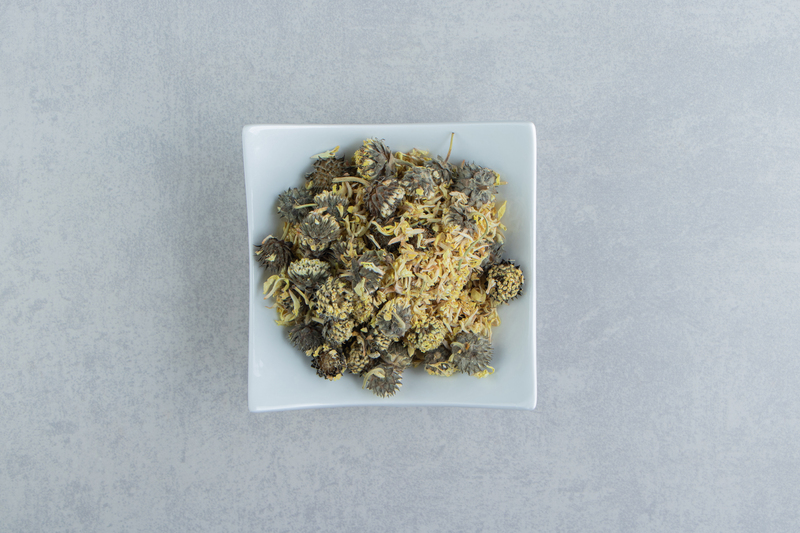 Fleurs de CBD et gestion du stress : un rituel bien-être pour le quotidien